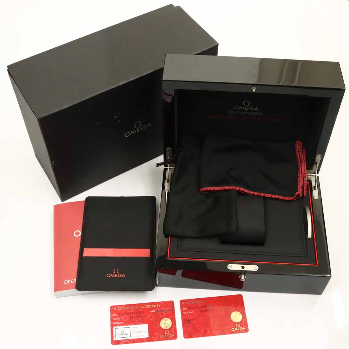 Speedmaster Moon Watch 311 92 44 30 01 001 Apollo 8