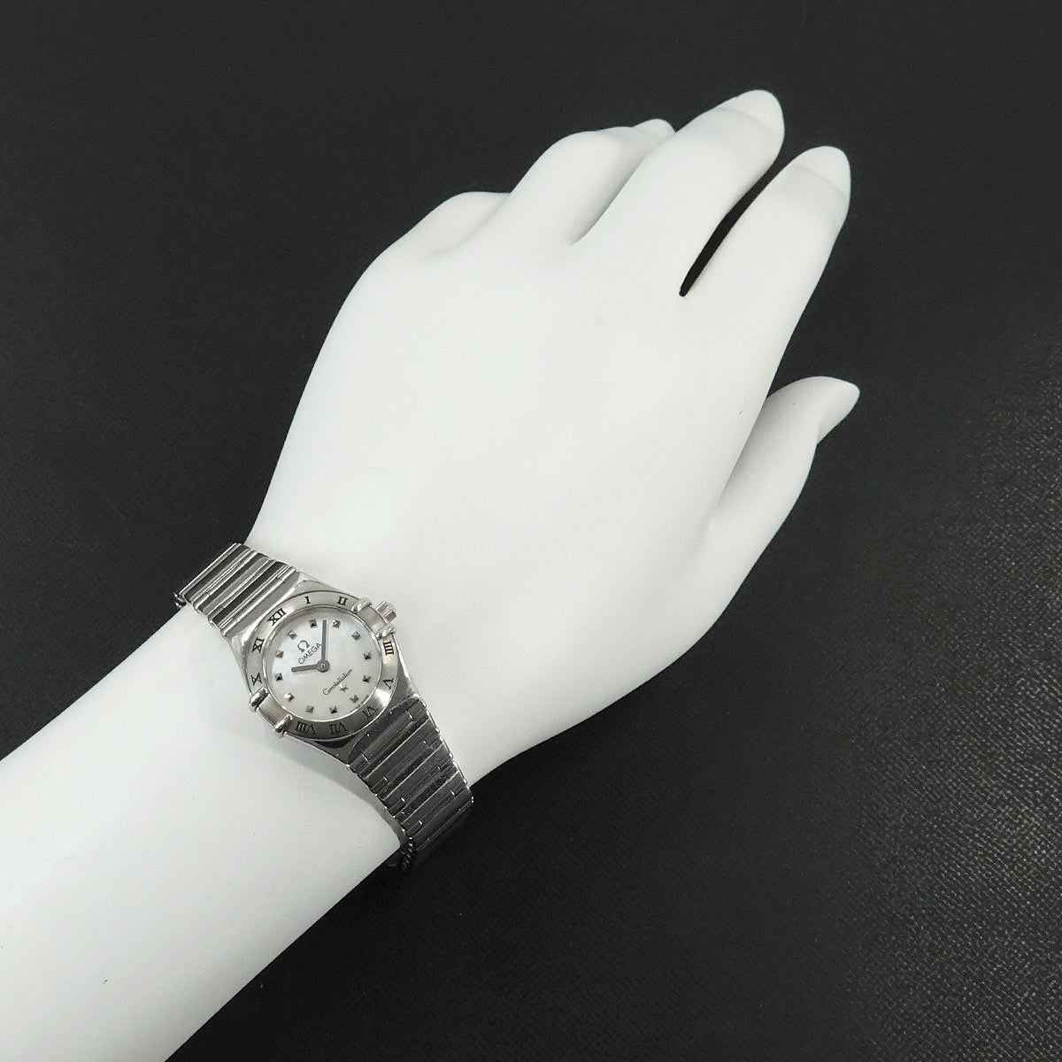 Constellation Mini My Choice 1561.71 White Shell Dial Ladies