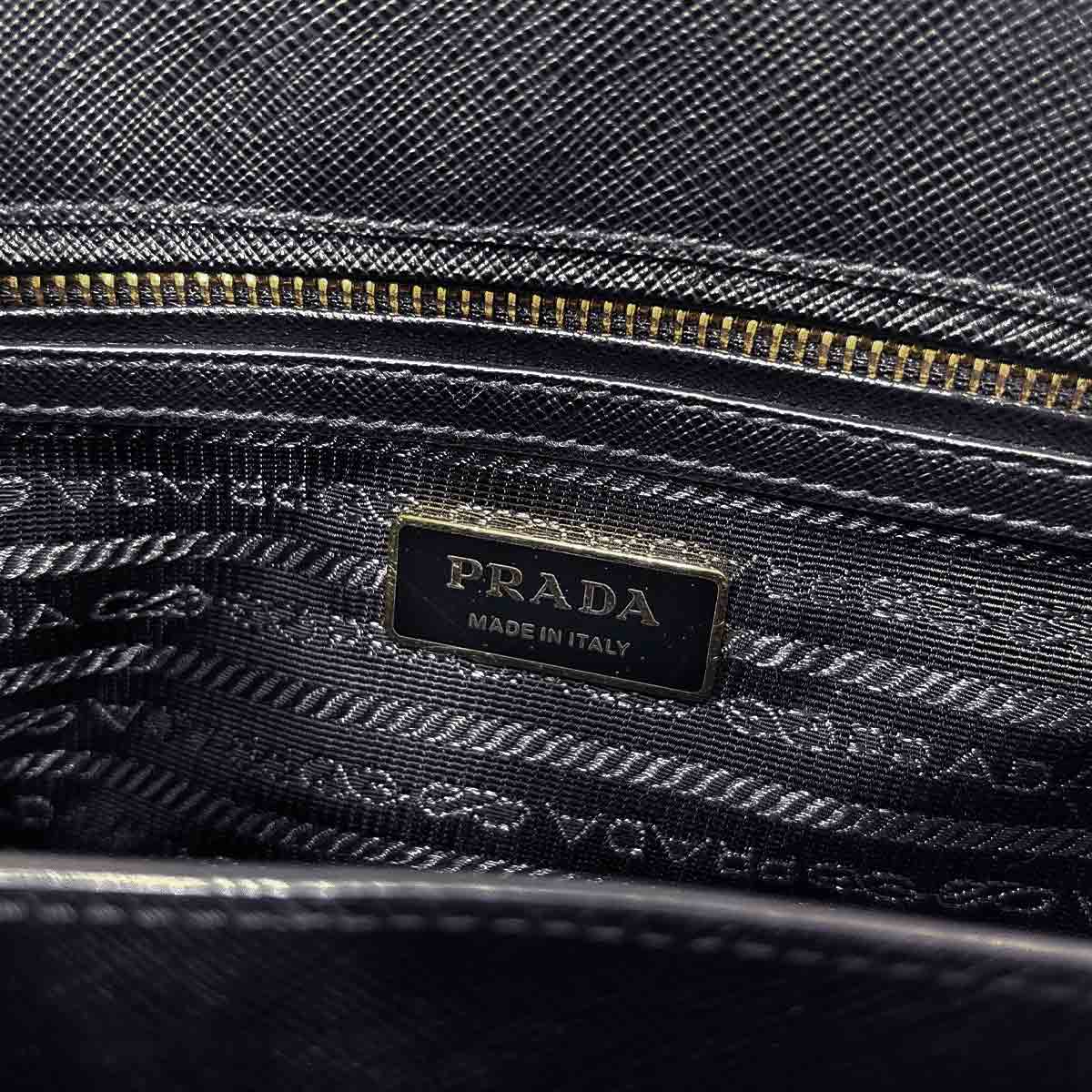 Galleria Small Hand Shoulder Bag Saffiano Leather Black 1BA896