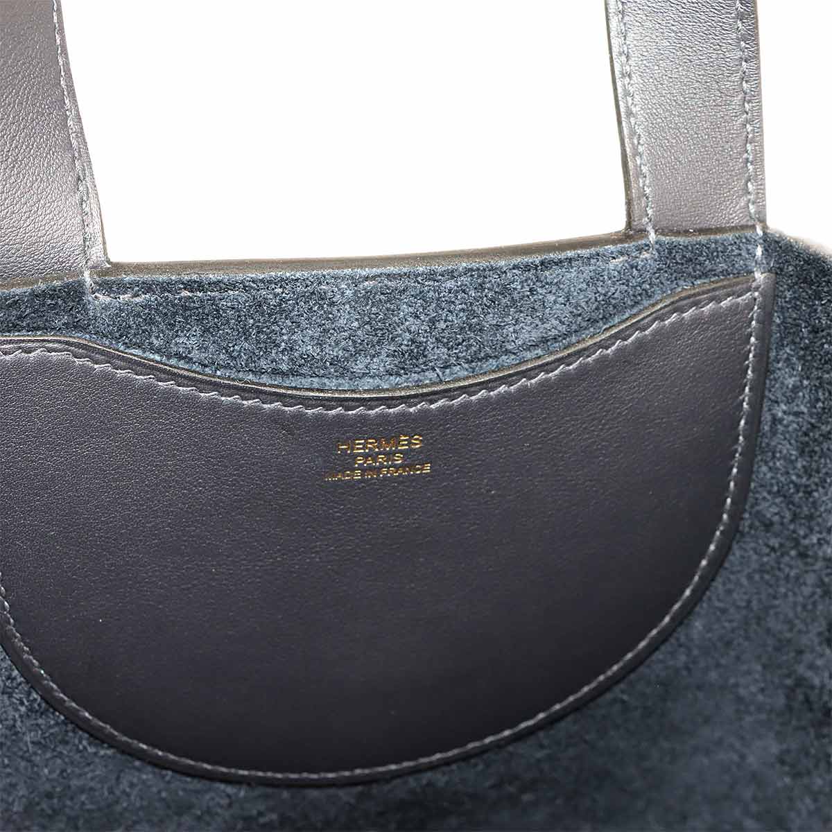 In the Loop 18 Hand Bag Taurillon Clemence Swift Caban Purse
