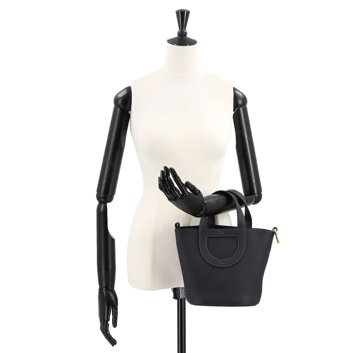 In the Loop 18 Hand Bag Taurillon Clemence Swift Caban Purse