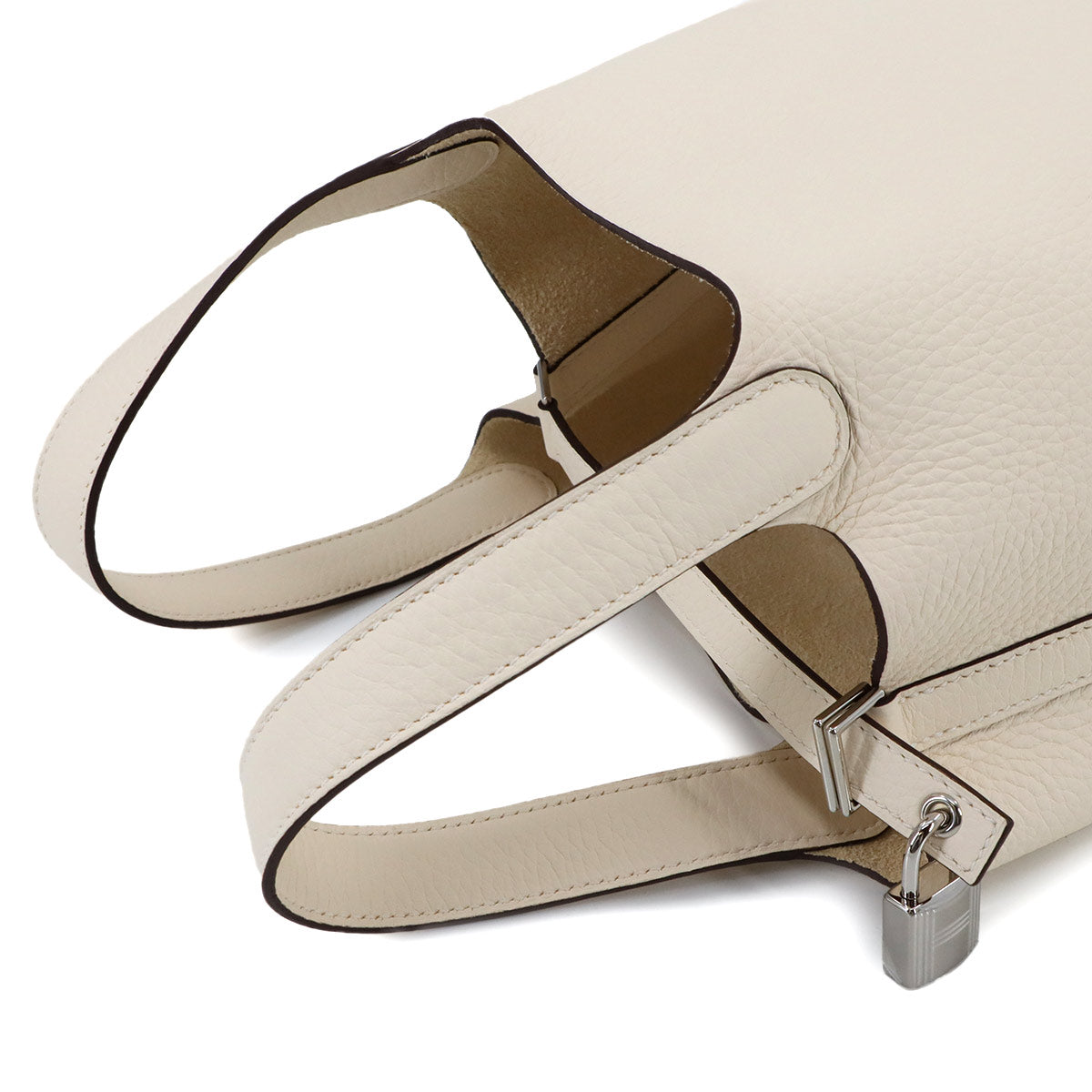 Picotin Lock 18 PM Hand Bag Taurillon Clemence Nata