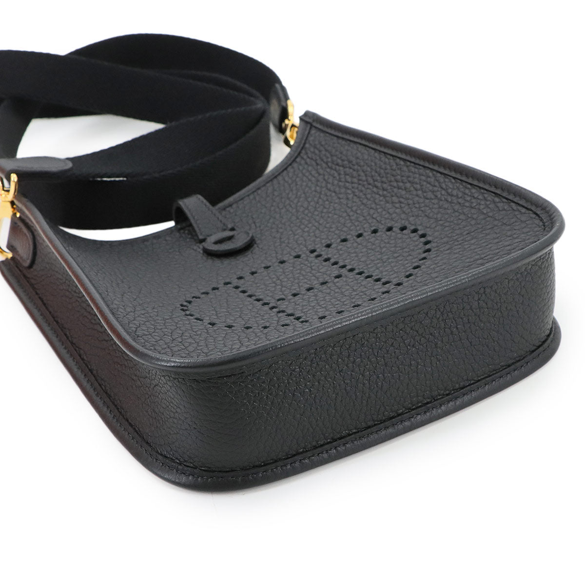 Evelyne Amazone TPM Shoulder Bag Taurillon Clemence Black