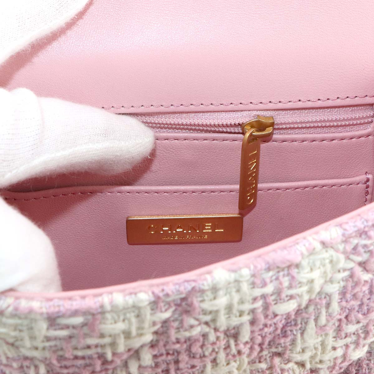 Matelasse Hand Chain Shoulder Bag Tweed Leather Pink AS4035