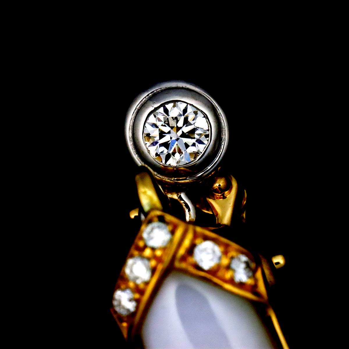 MotherofPearl Diamond 0.09ct/0.08ct Earrings 18K YG Pt