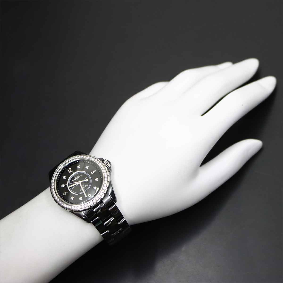 J12 Bezel 8P Diamond Automatic Black Dial Mens H3109 Watch