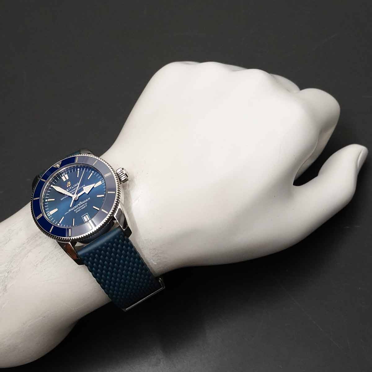 SuperOcean Heritage II AB2010 42mm Date Blue Dial Mens