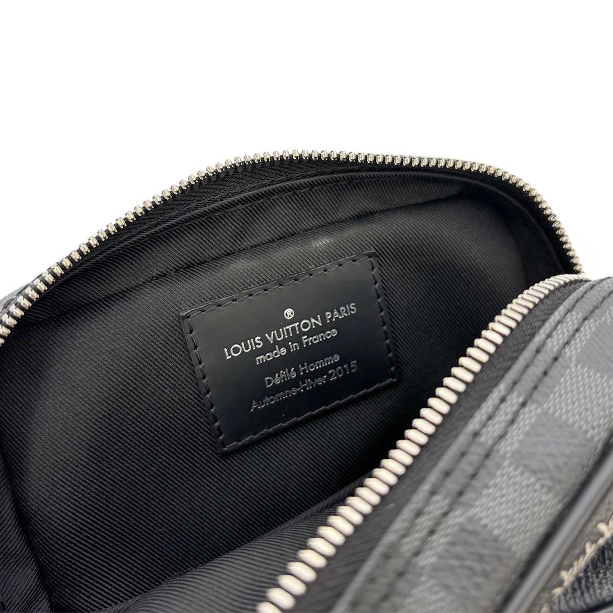 Damier Graphite Christopher Nemeth Amazon Shoulder Bag