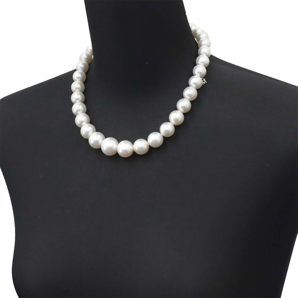 South Sea pearl 16.7-12.0mm Necklace 18K WG 750