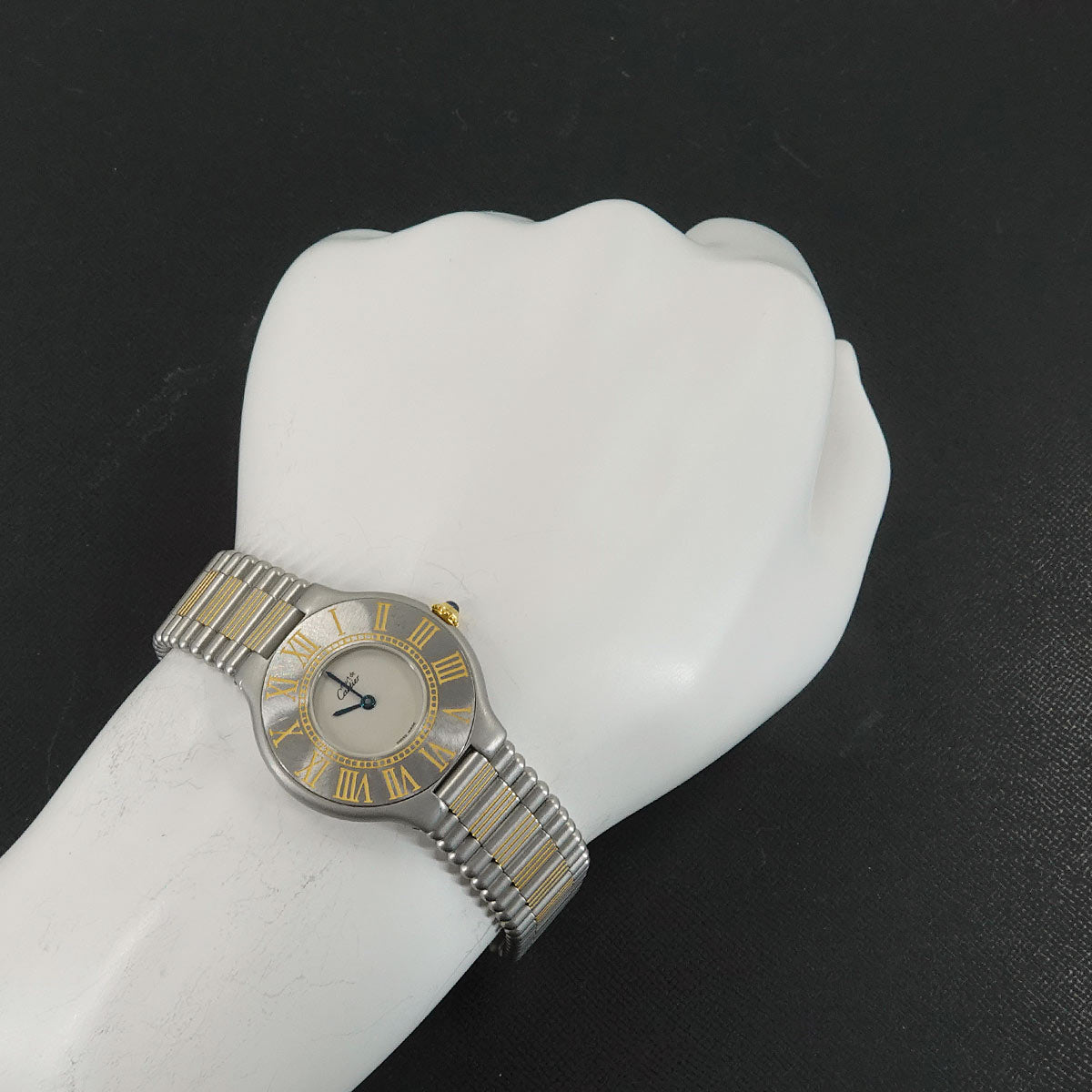 Must 21 Quartz Silver Dial Boys Watch