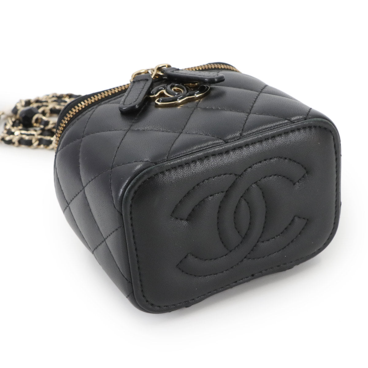 Matelasse Vanity Chain Shoulder Bag Leather Black Purse