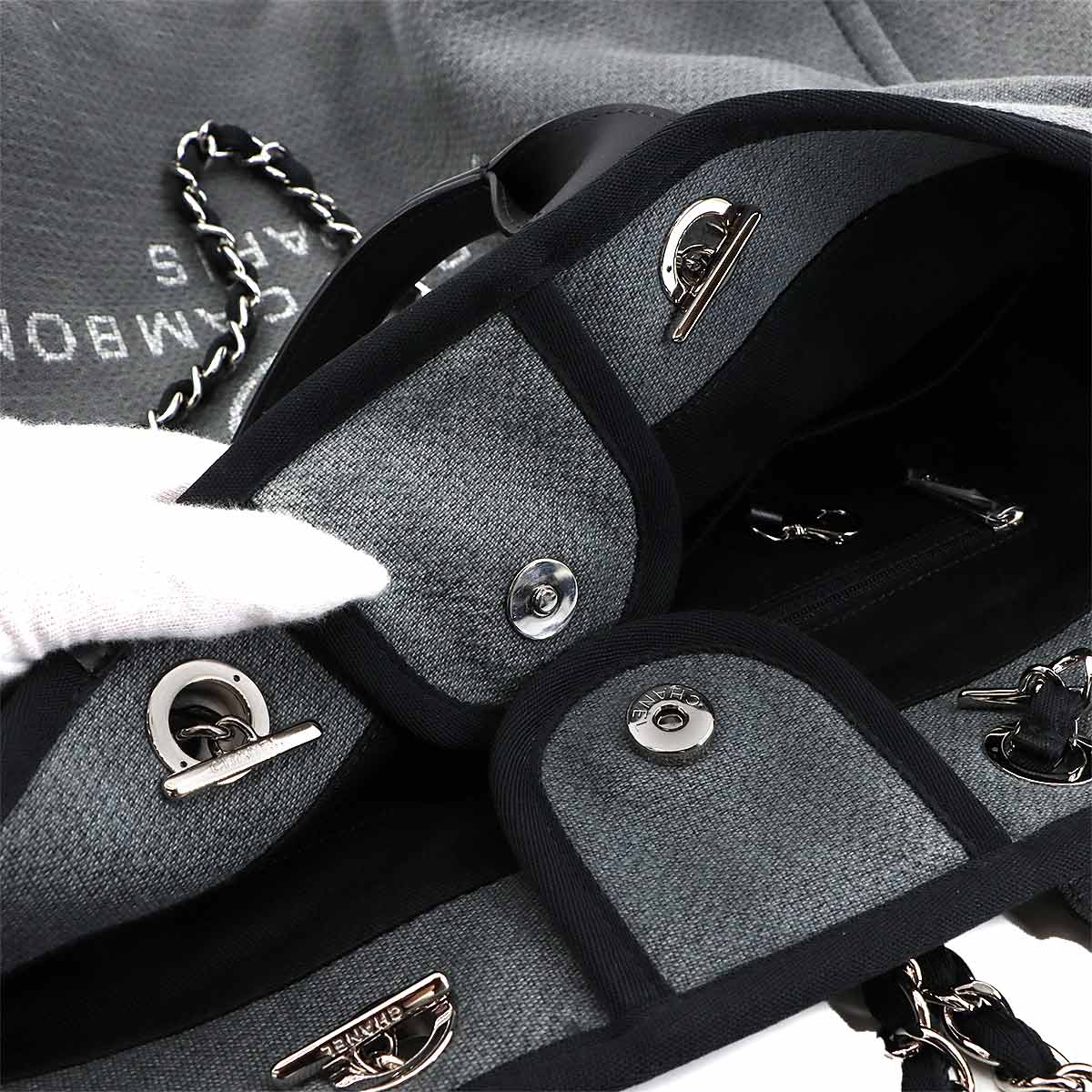 Deauville TGM Tote Chain Shoulder Bag Gray Black Purse