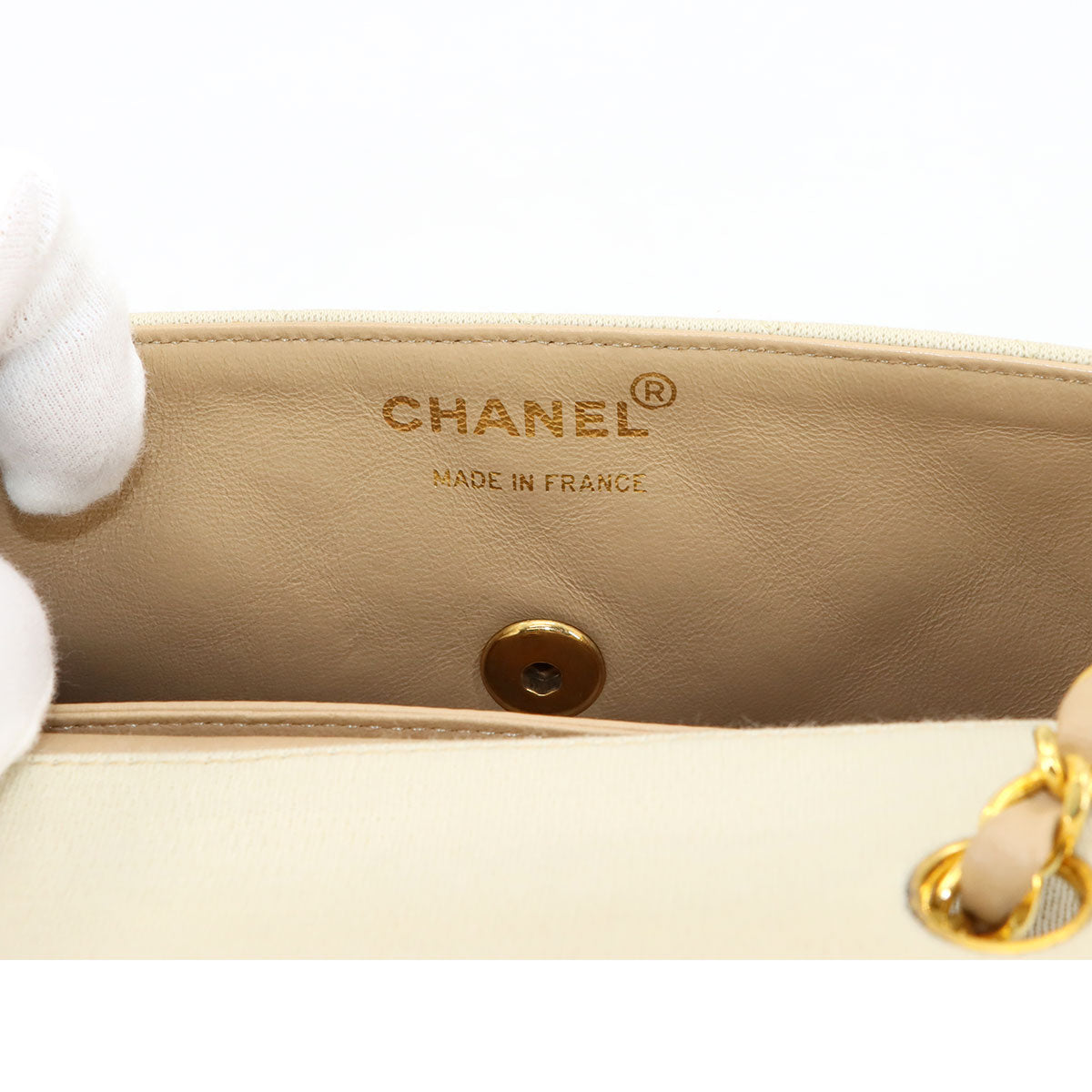 Matelasse Chain Shoulder Bag Cotton Jersey Leatger Beige