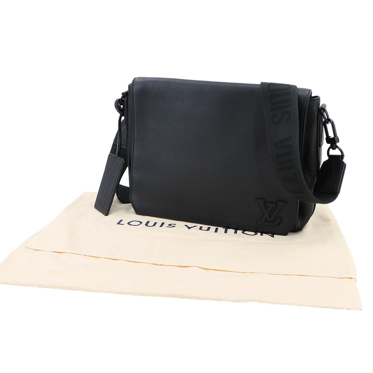 Aerogram Takeoff Messenger Shoulder Bag Leather M57080