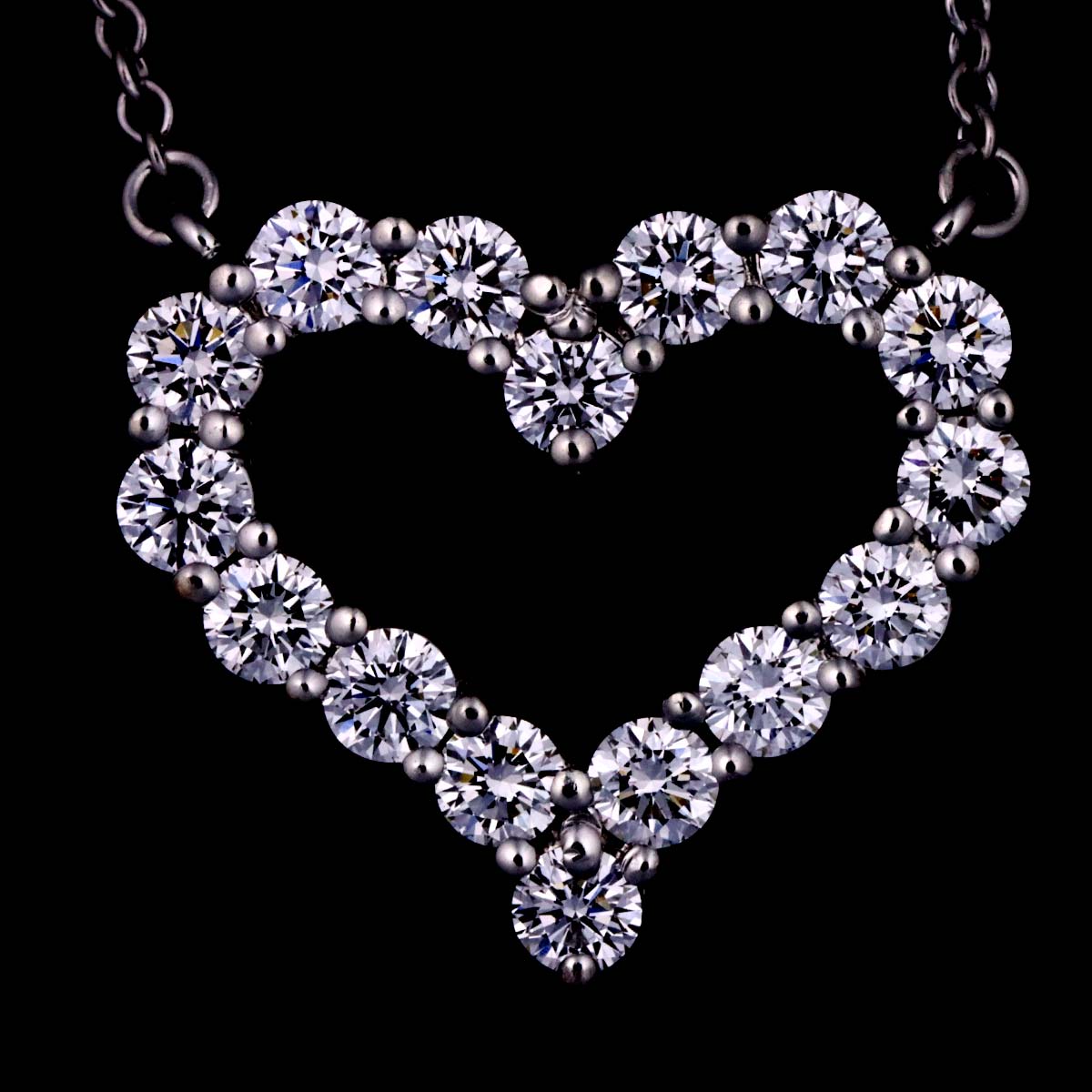 Sentimental Heart Diamond Necklace Platinum