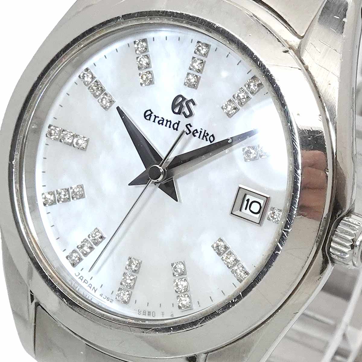 Heritage Collection STGF269 White Shell Dial 34P Diamond