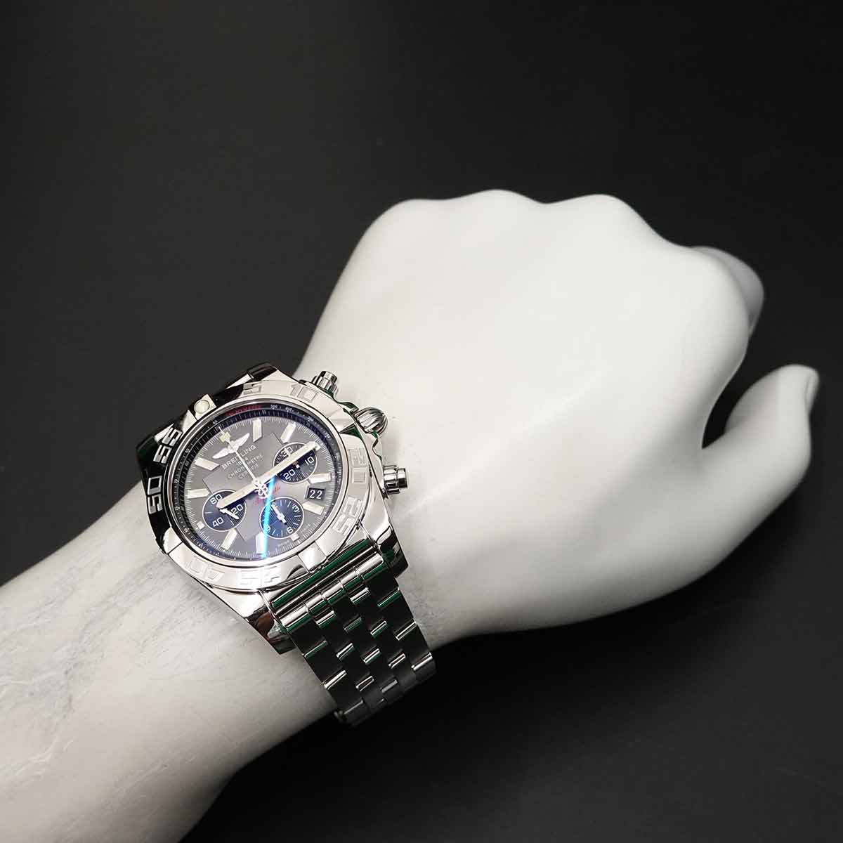 Chronomat44 AB0110 Automatic Chronograph Gray Dial Mens