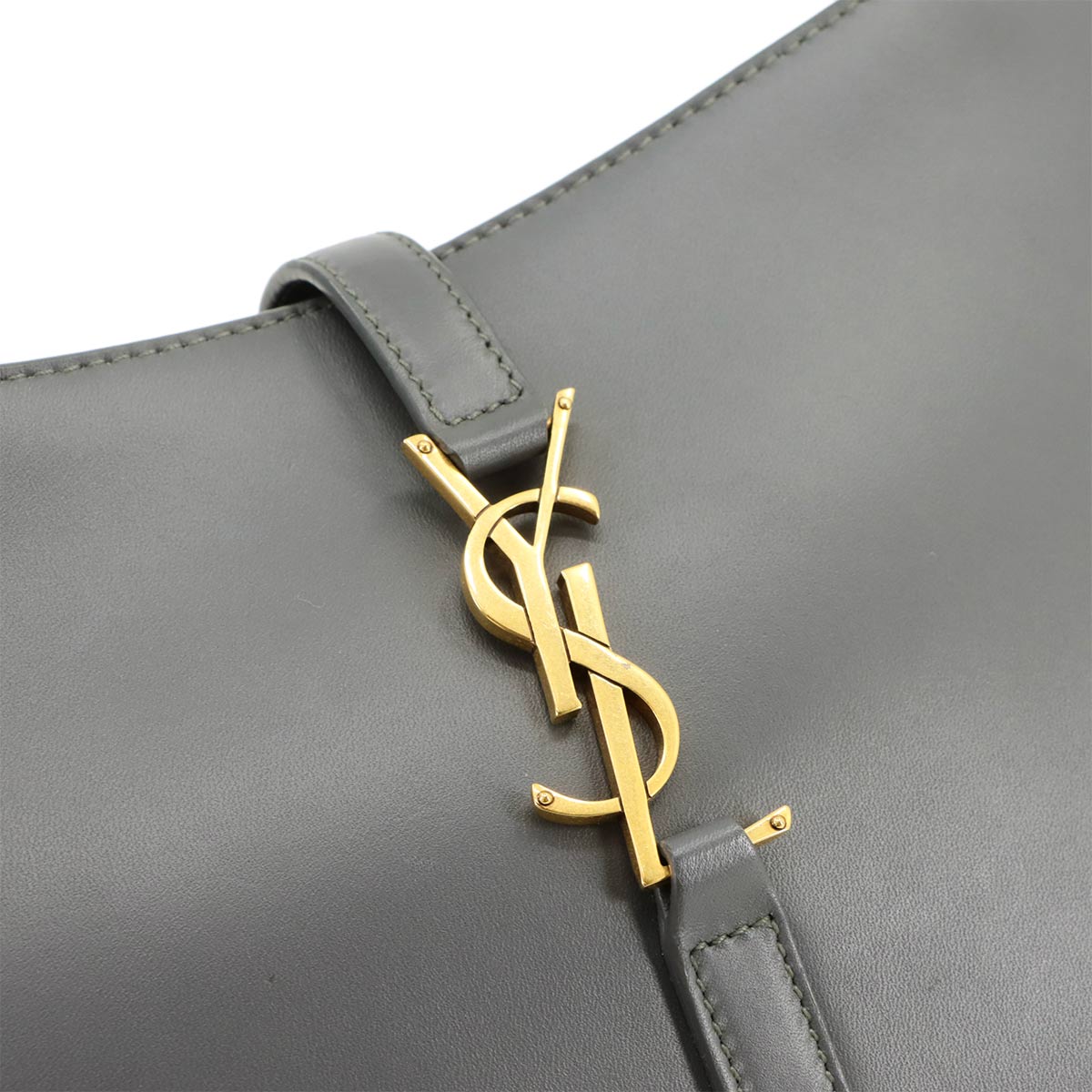 LE5A7 Monogram Shoulder Bag Leather Storm 657228