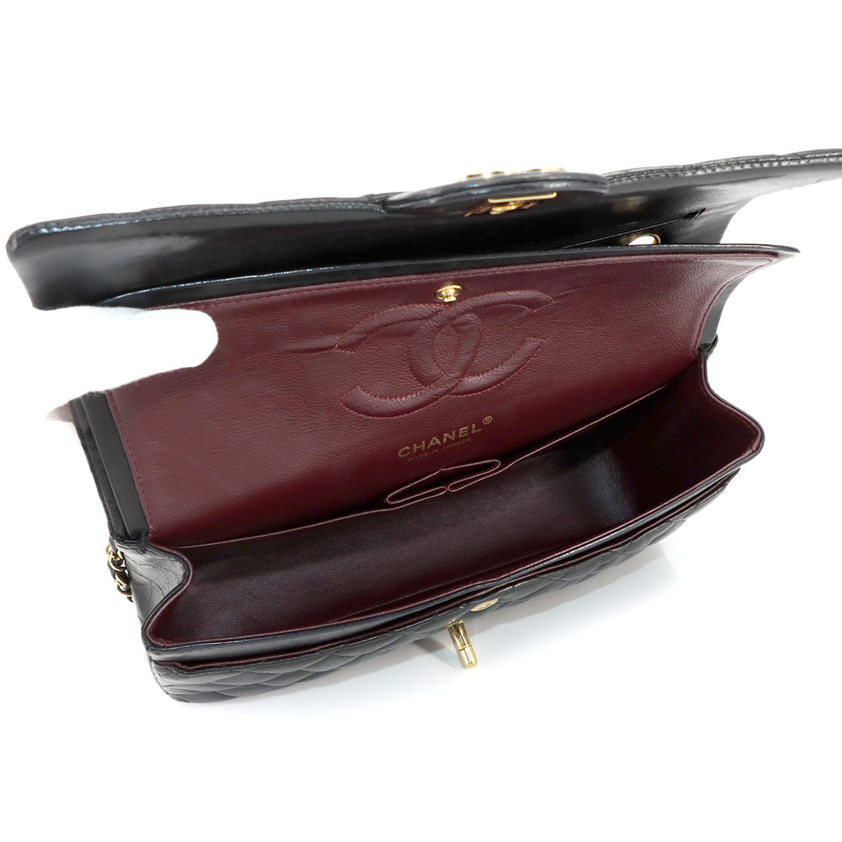 Matelasse 25 Chain Shoulder Bag Leather Black A01112 11.12