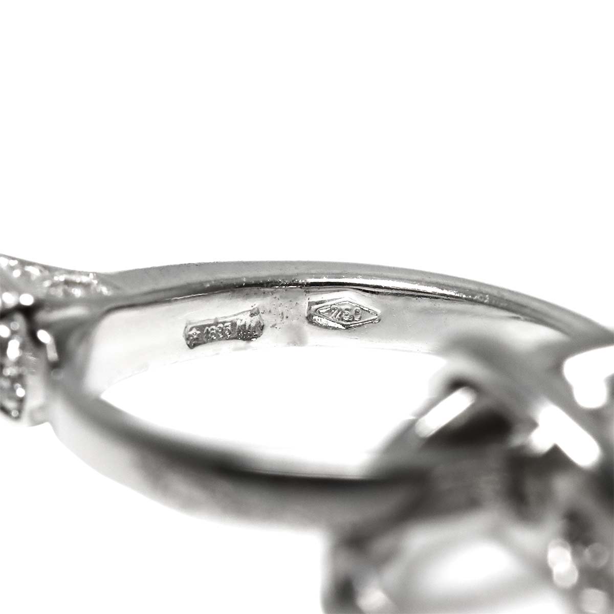 Diamond Necklace 18K White Gold 750