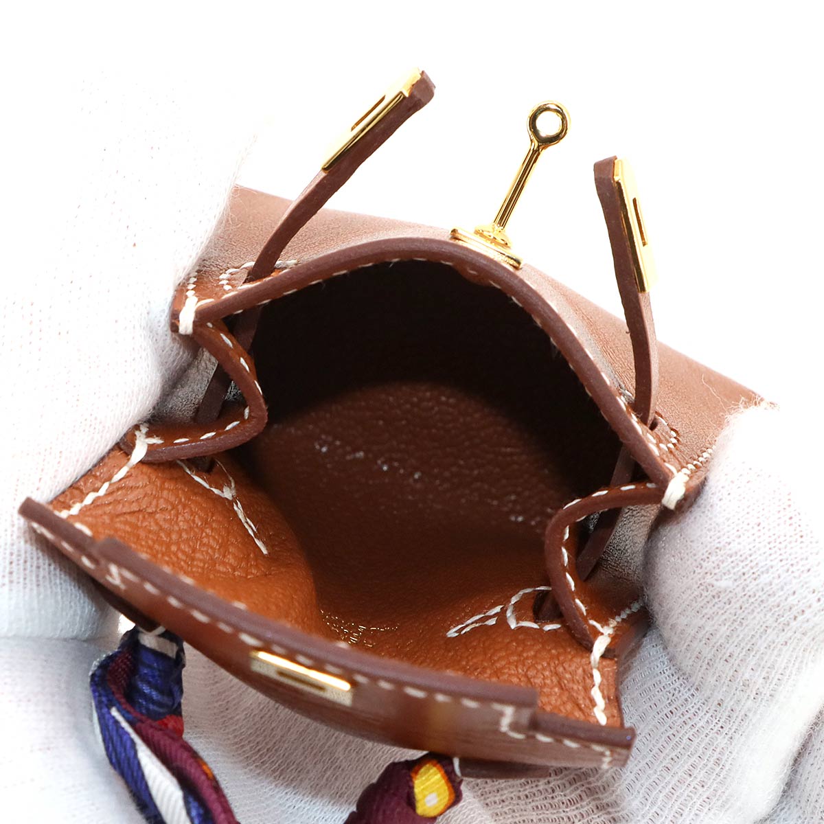 Kelly Twilly Bag Charm Veau Tadelakt Fauve