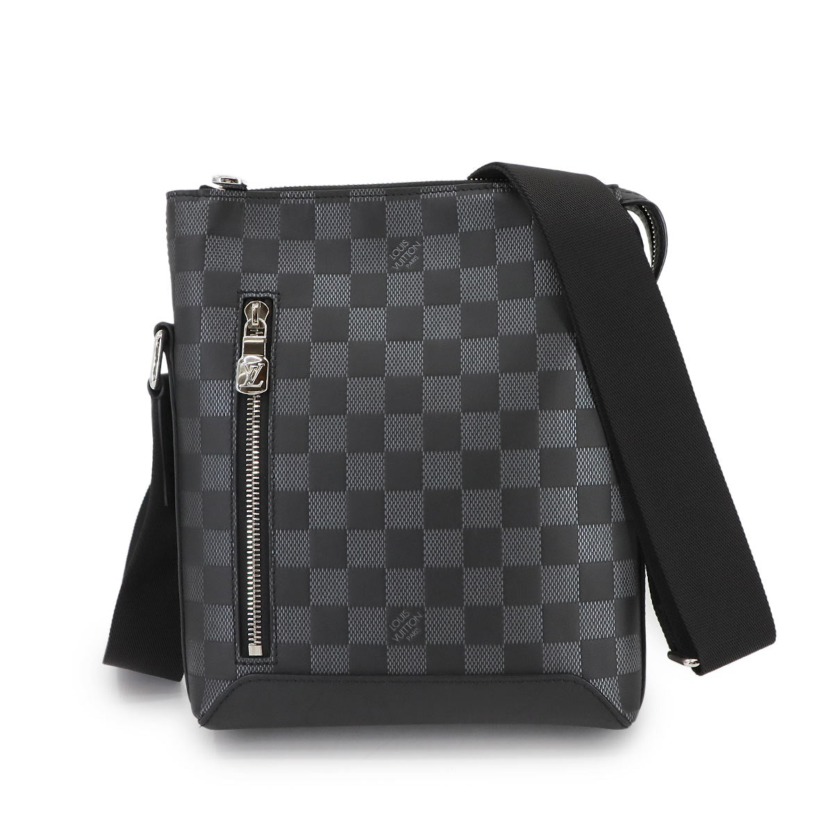 Damier Infini Discovery Messenger Shoulder Bag N40122