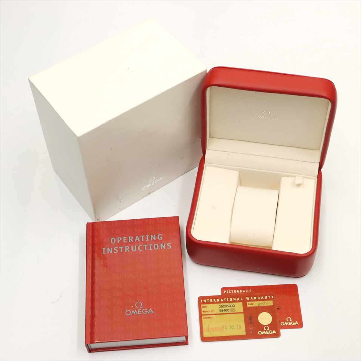 Speedmaster Mark 40 Cosmos 3520 50 triple calendar Black Dial