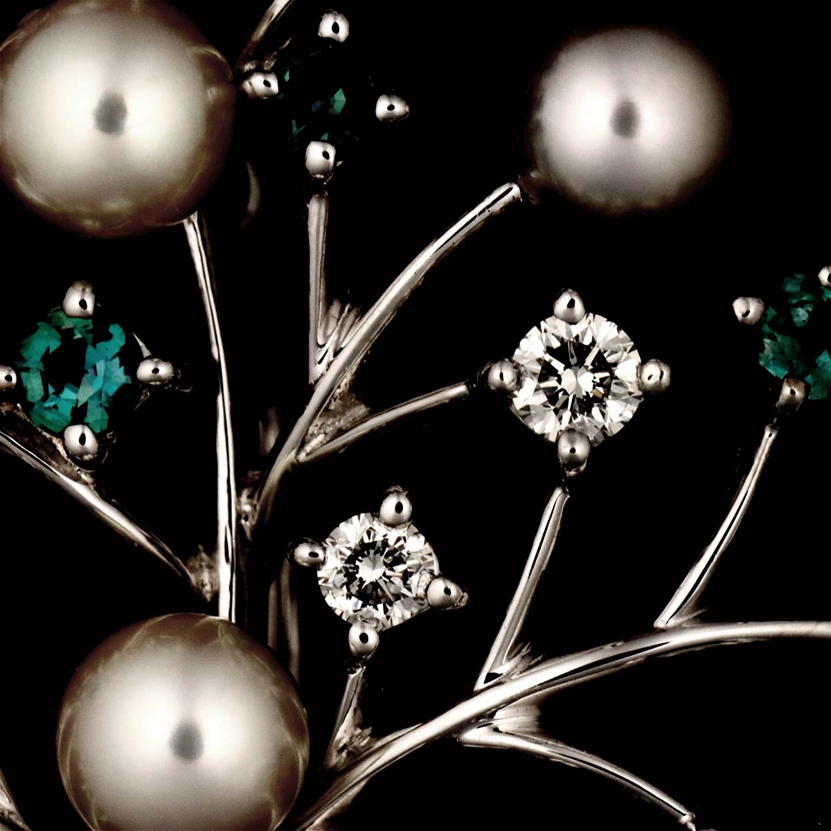 Akoya Pearl Diamond Alexandrite Necklace Brooch 18K WG 750