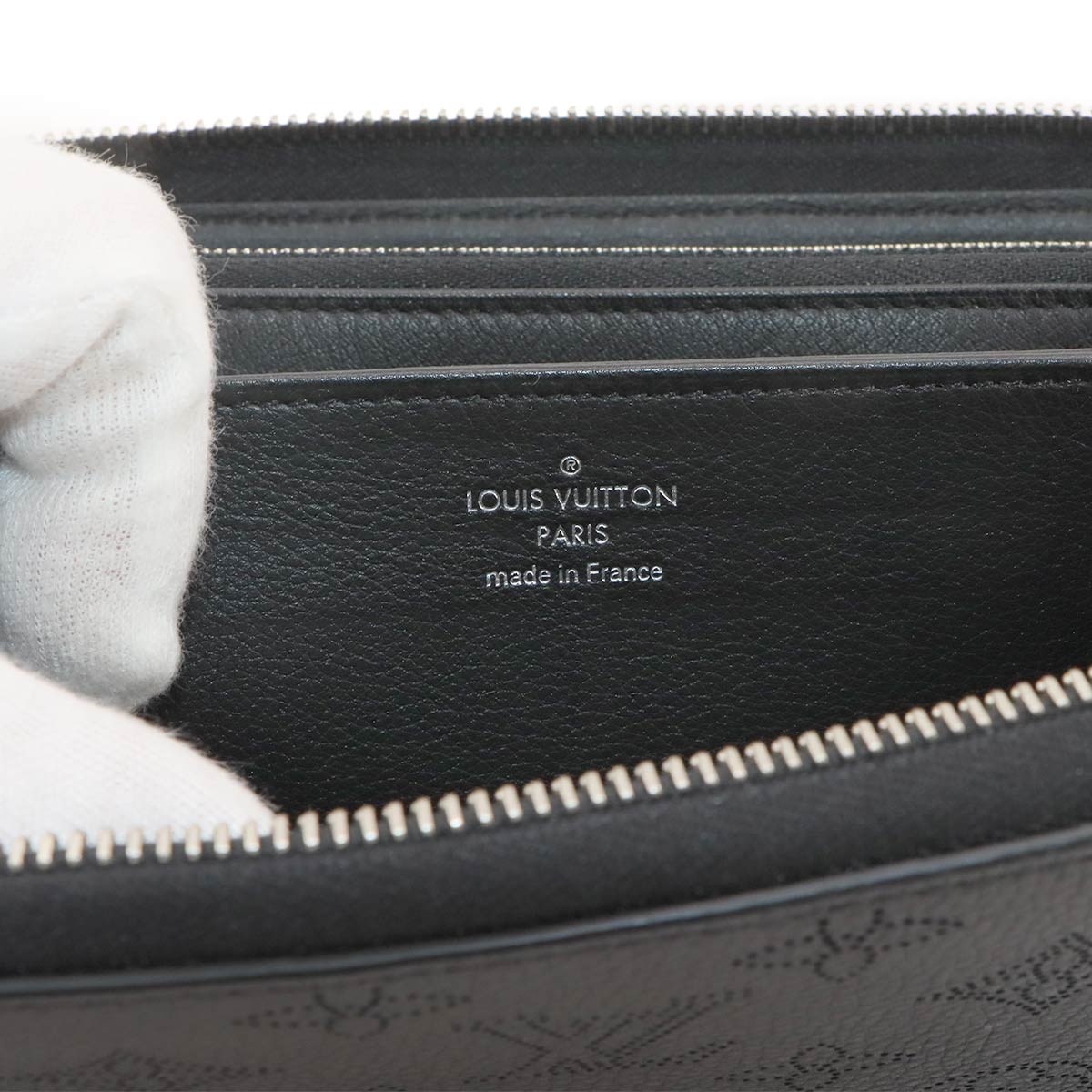 Mahina Zippy Wallet Leather Black M61867 Purse