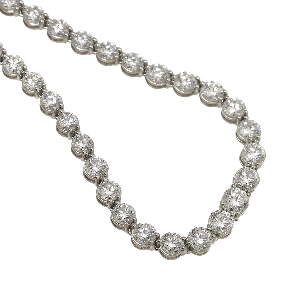 Victoria Diamond Necklace Pt Platinum