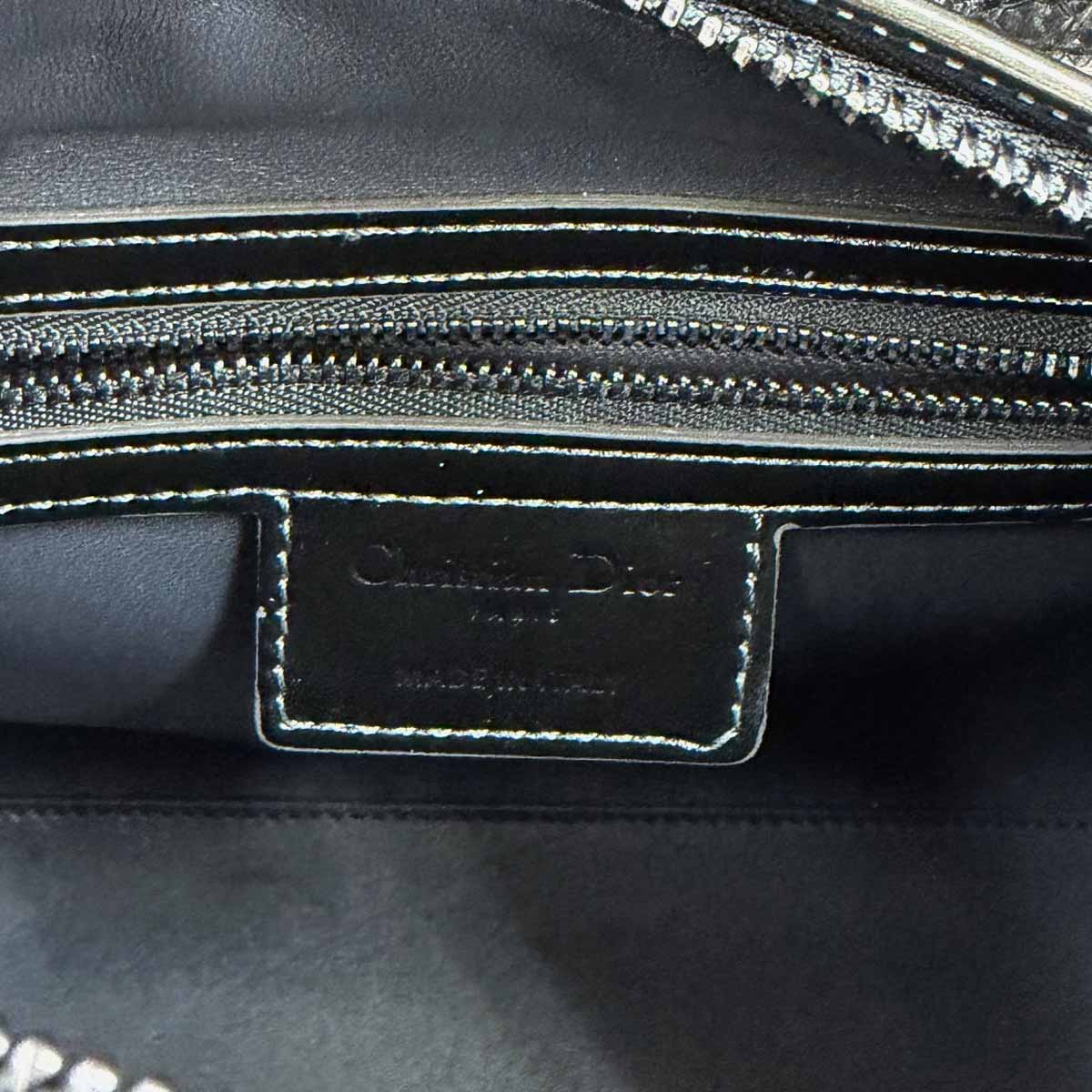 Micro Cannage Lady Dior Medium Hand Bag Patent Leather 90299373