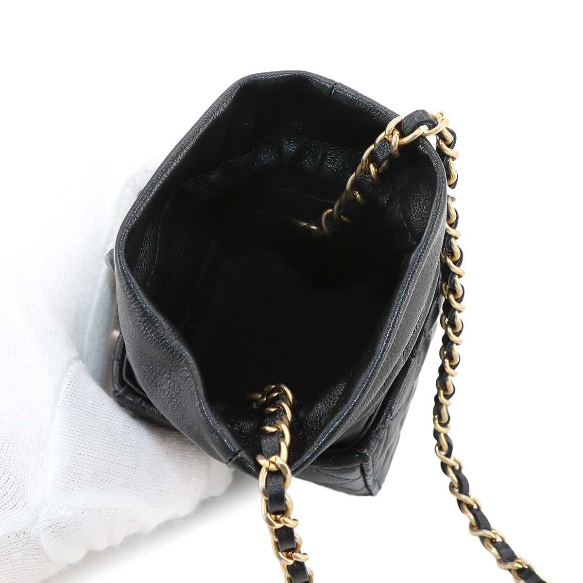 Matelasse Chain Shoulder Bag Leather Black Purse