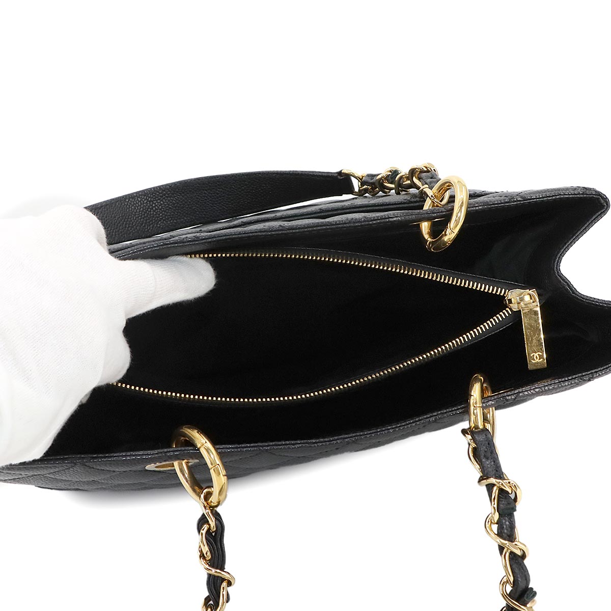 Matelasse Grand Shopping Tote Bag Leather Black GST A50995