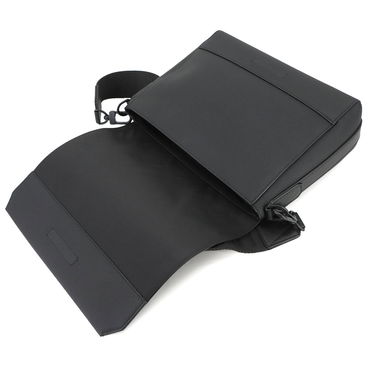 Aerogram Takeoff Messenger Shoulder Bag Leather M57080