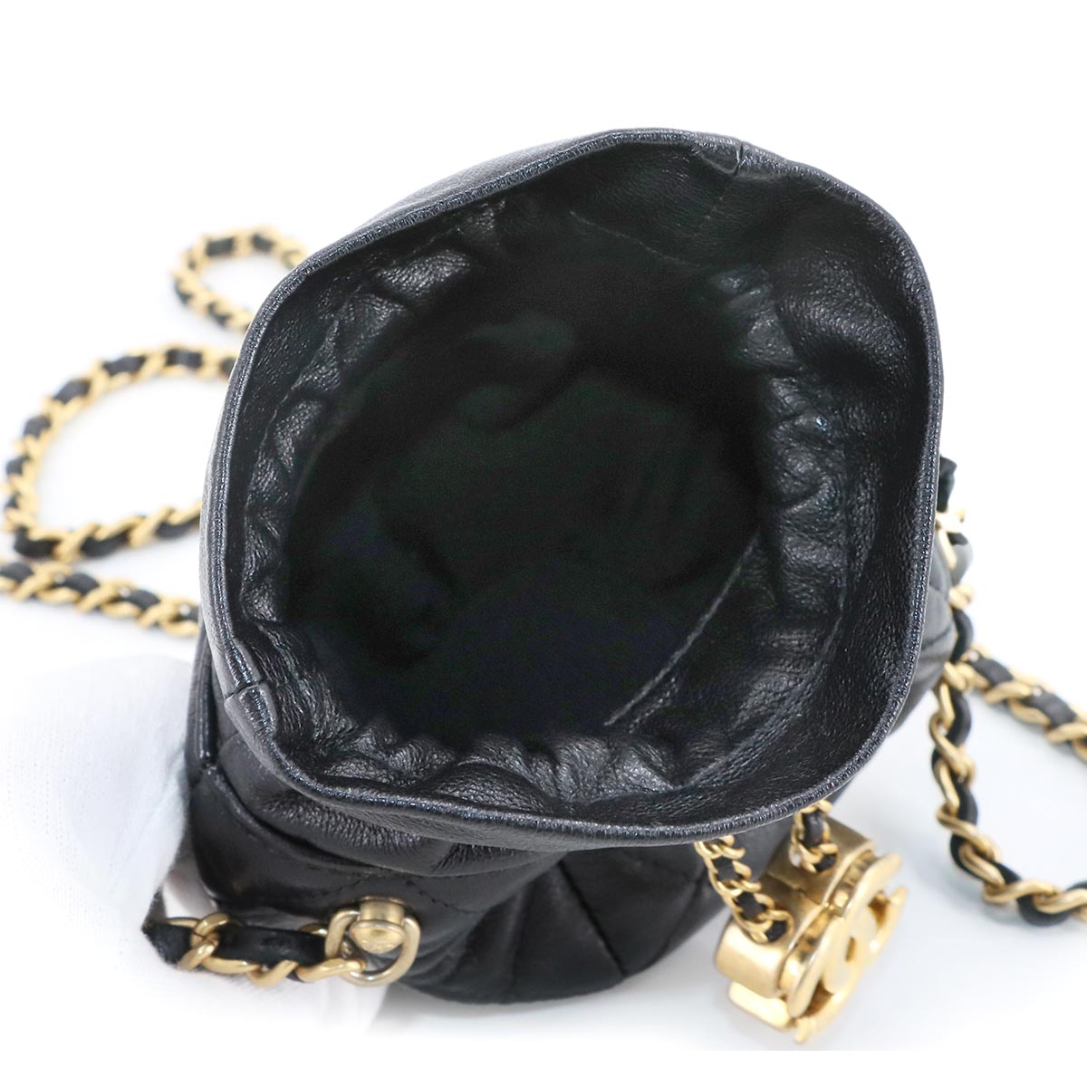 Matelasse Chain Shoulder Bag Leather Black Purse