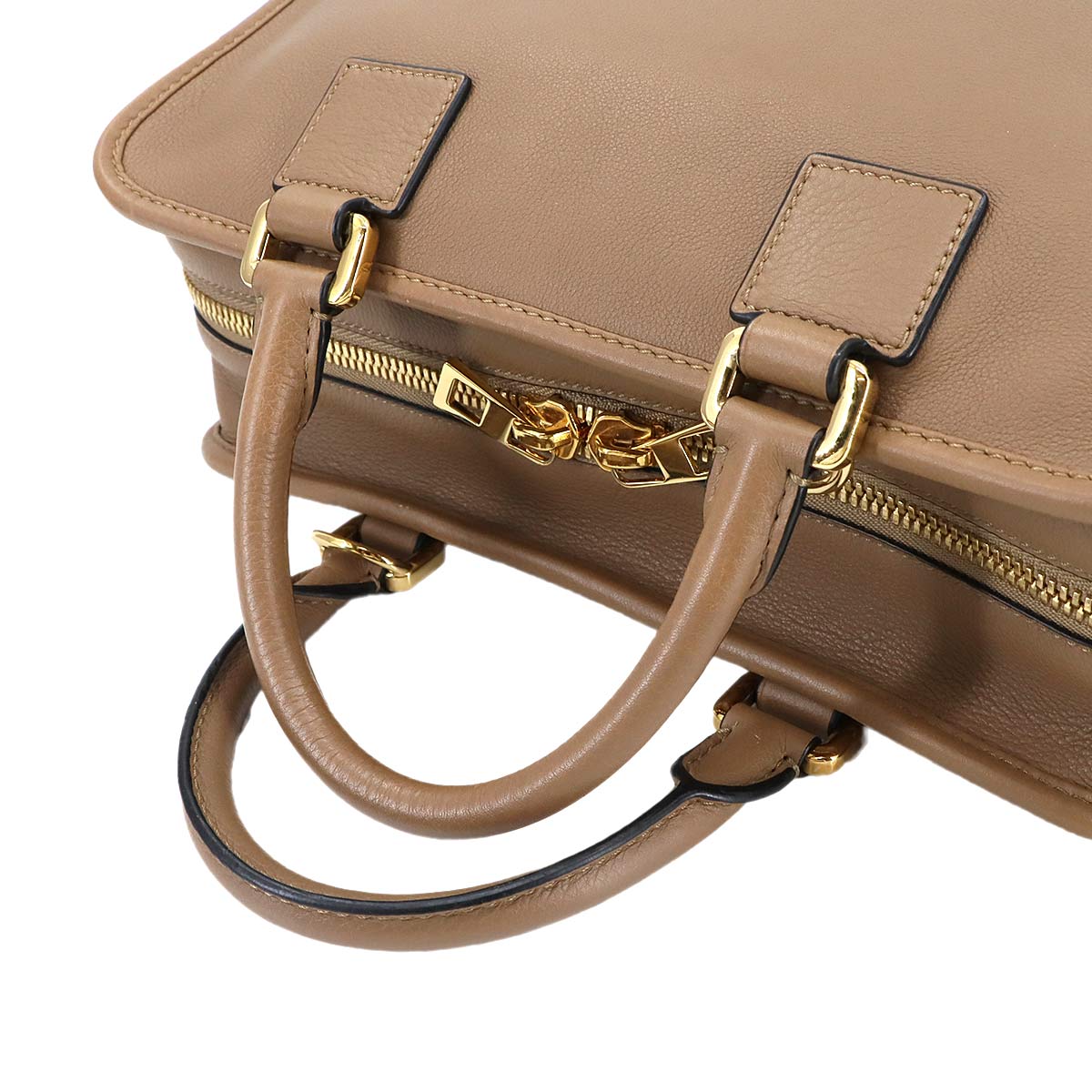 Amazona 28 Hand Shoulder Bag Leather Brown Anagram Purse