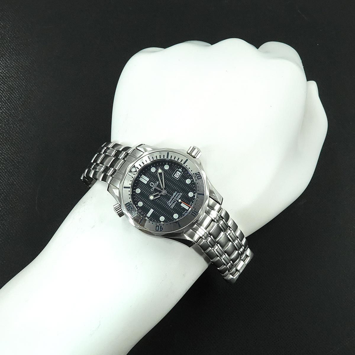 Seamaster professional 2562 80 Date Navy Dial Boys Watch