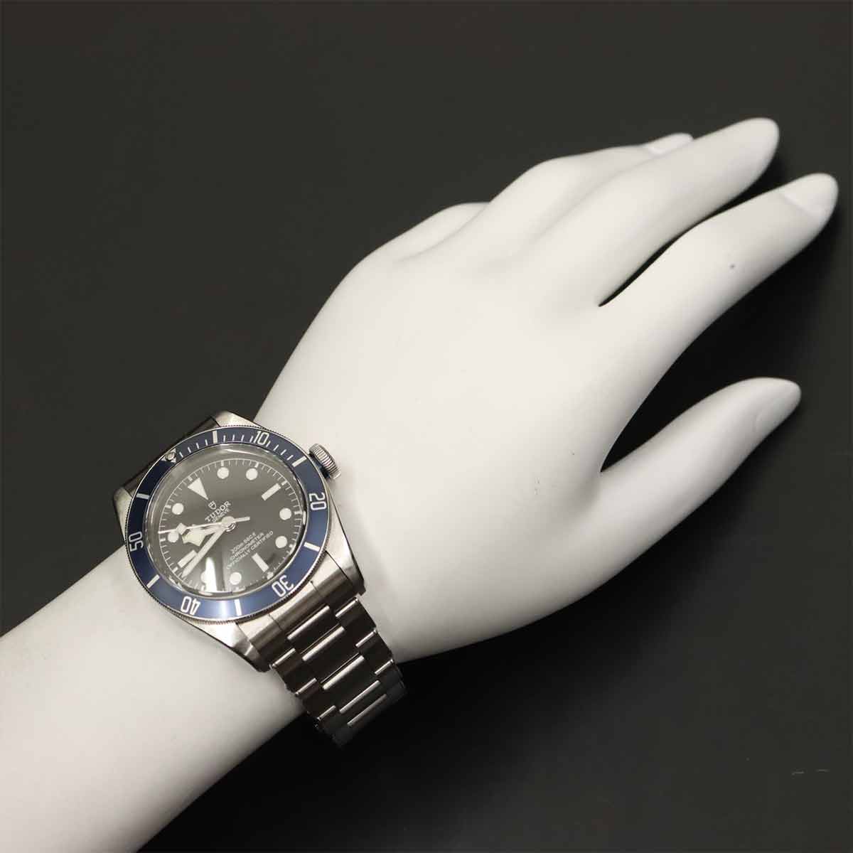 Heritage Black Bay 79230B Automatic Black Dial Men's Watch