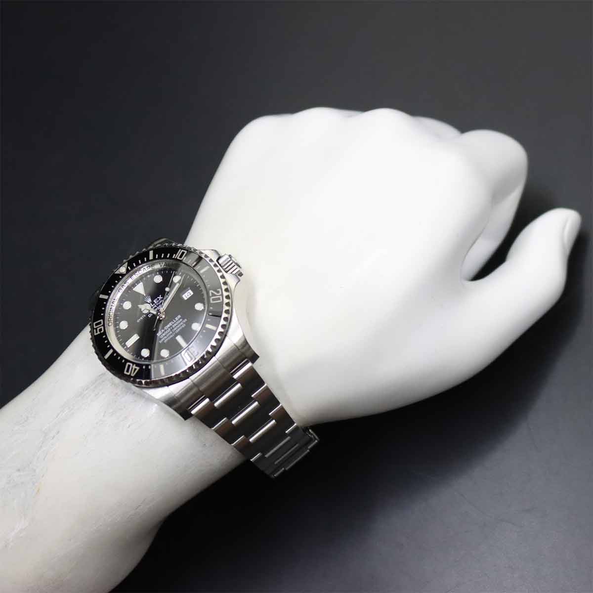 Sea-Dweller Deepsea 126660 Serial Random Automatic Black Dial