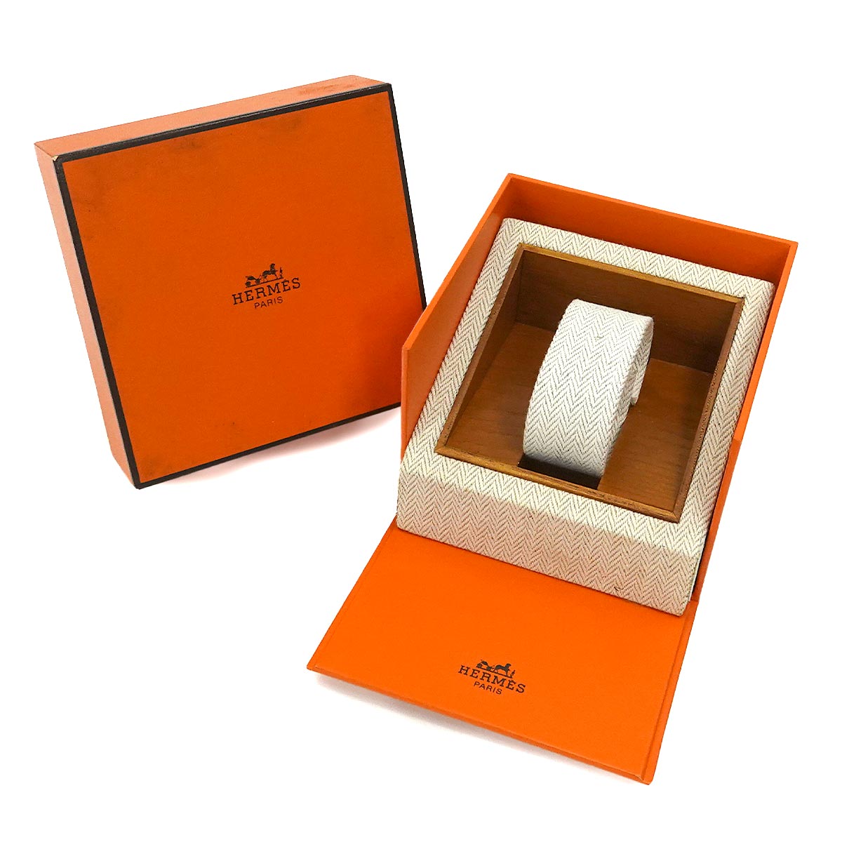 Loquet LO1.201 Quartz Gold Dial Ladies Bngle Watch