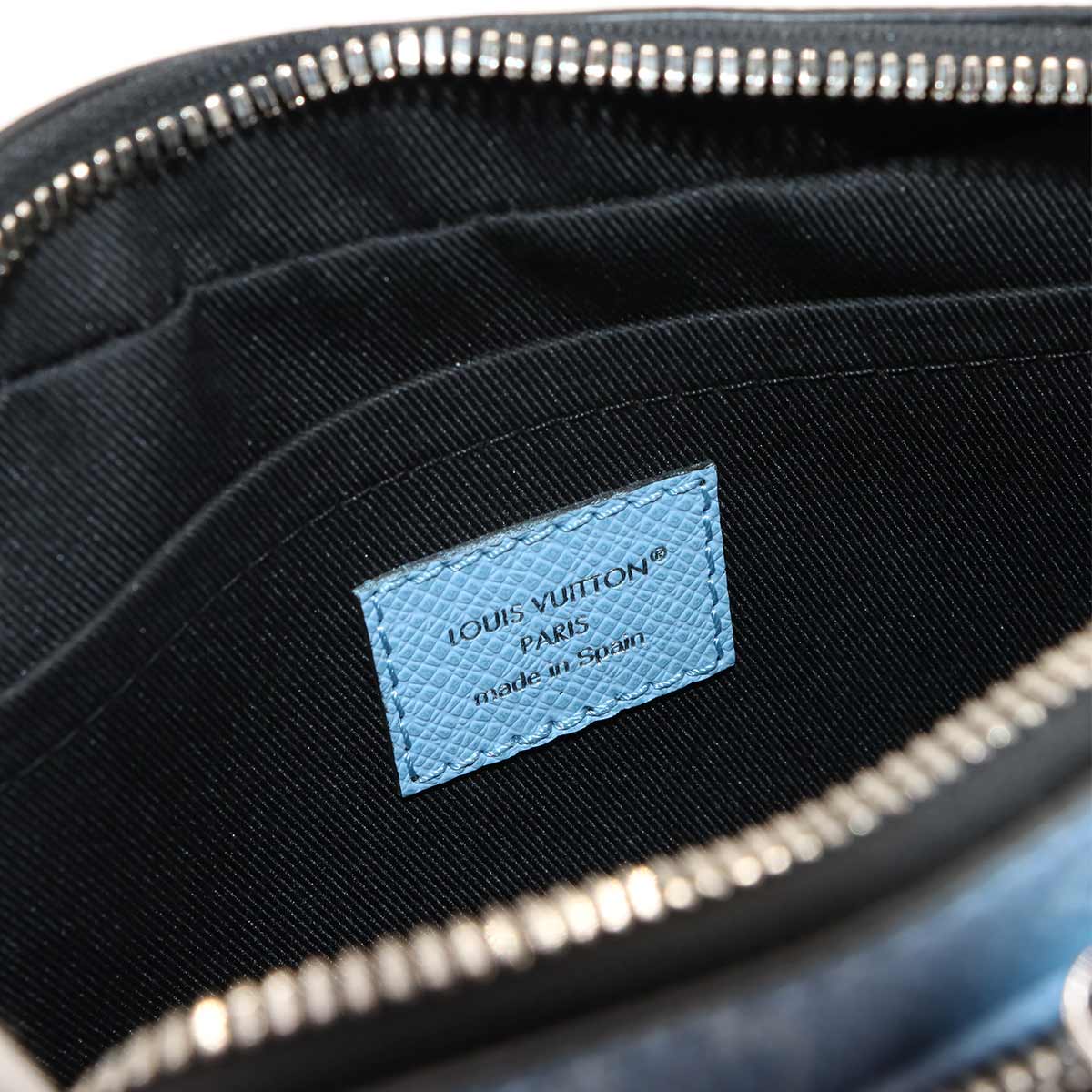 Taigarama Alpha Messenger Shoulder Bag Blue M14073