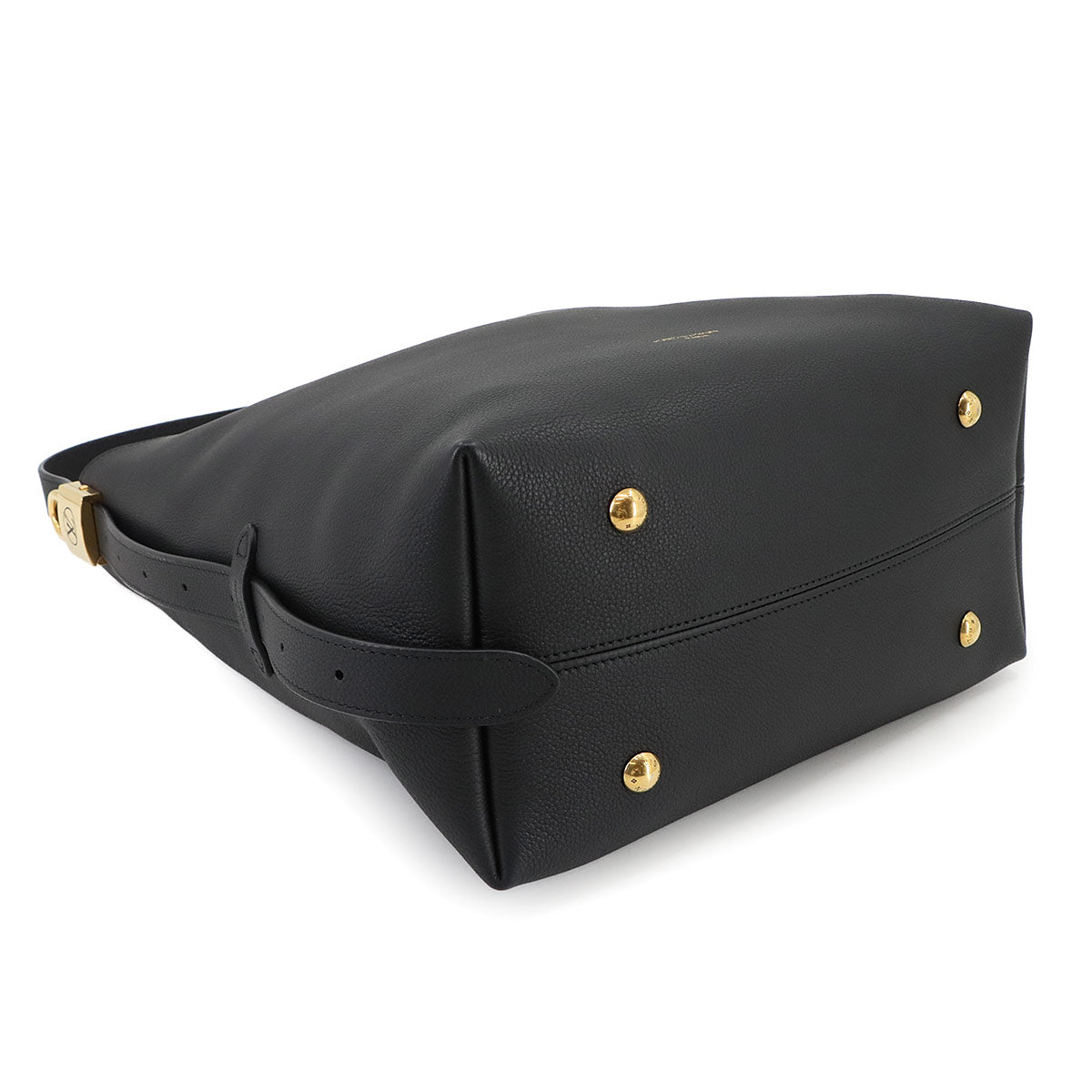 Low Key Hobo MM Shoulder Bag Leather Noir M24856