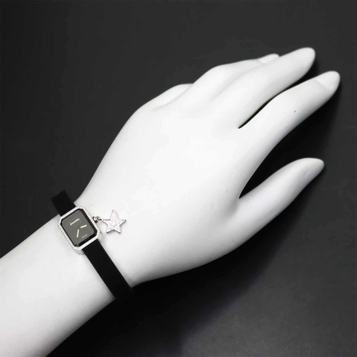 Premiere Lucky Star H7943 Bezel Diamond Quartz Black Dial