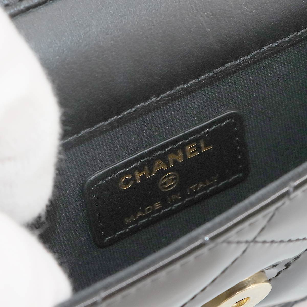 Mini Mini Matelasse Chain Shoulder Bag Patent leather Black