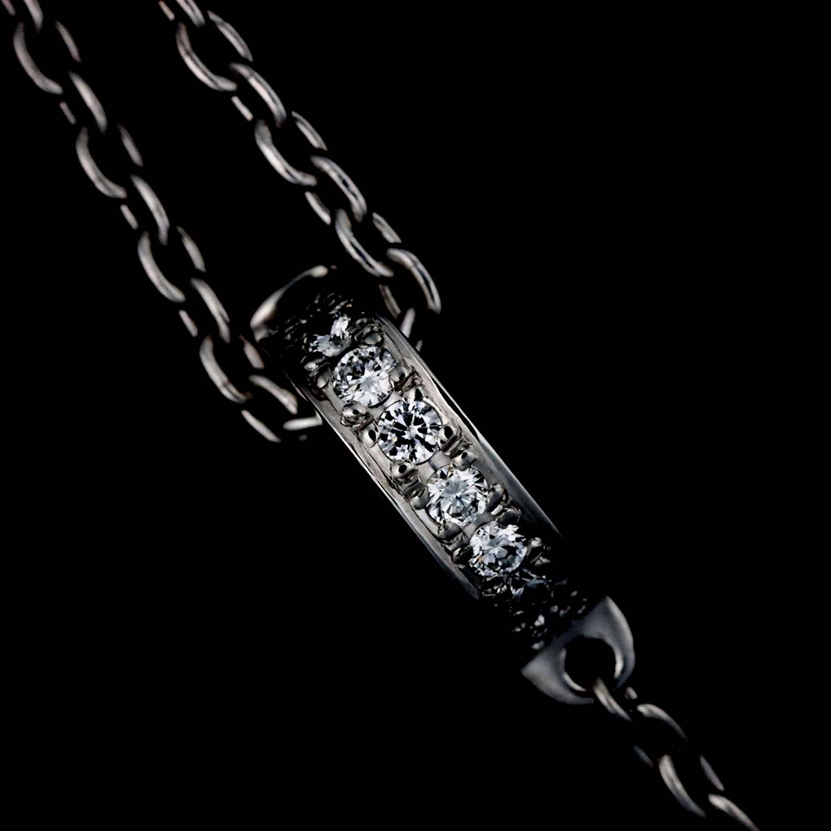 Black Pearl 9.4-9.3mm Diamond Necklace 18K WG 750