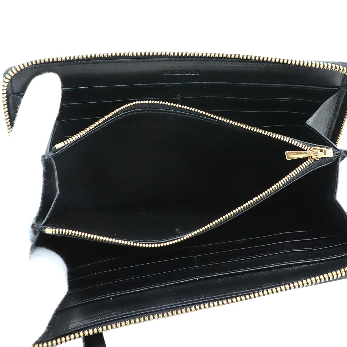Neo Classic Zipped Around Long Wallet Leather Black 640115