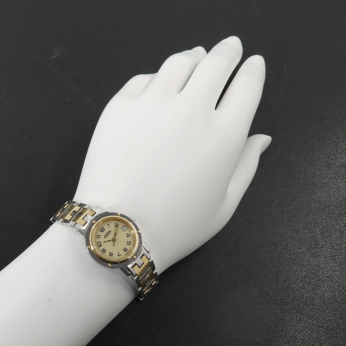 Clipper Two Tone CL4 220 Quartz Date cream Dial Ladies Watch