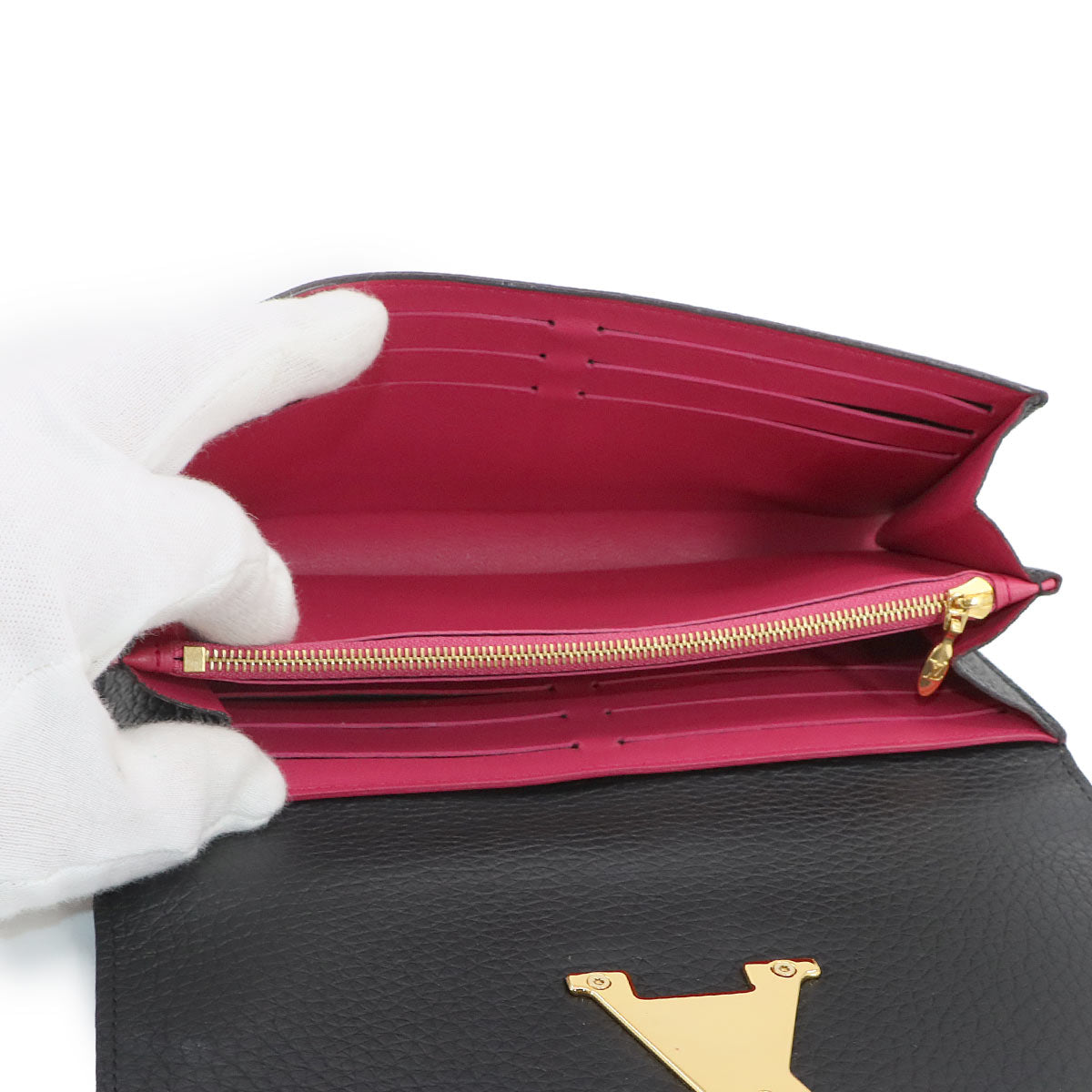 Capucines Wallet Taurillon leather Noir M61248 Purse