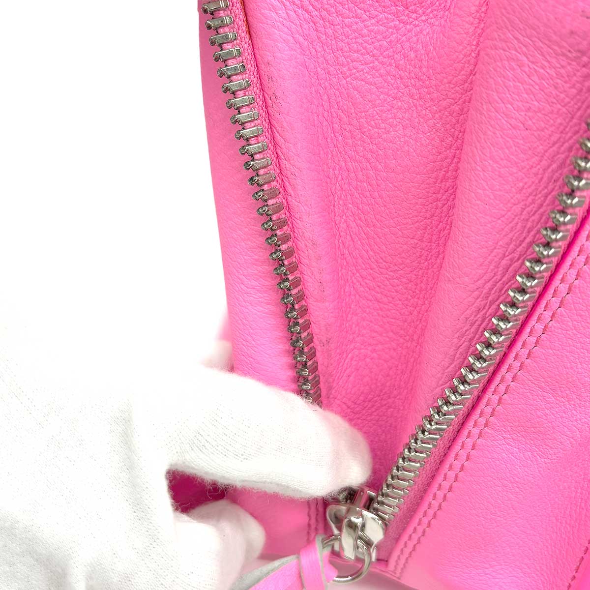 Papier A6 Zip Around Hand Shoulder Bag Leather Pink 370926