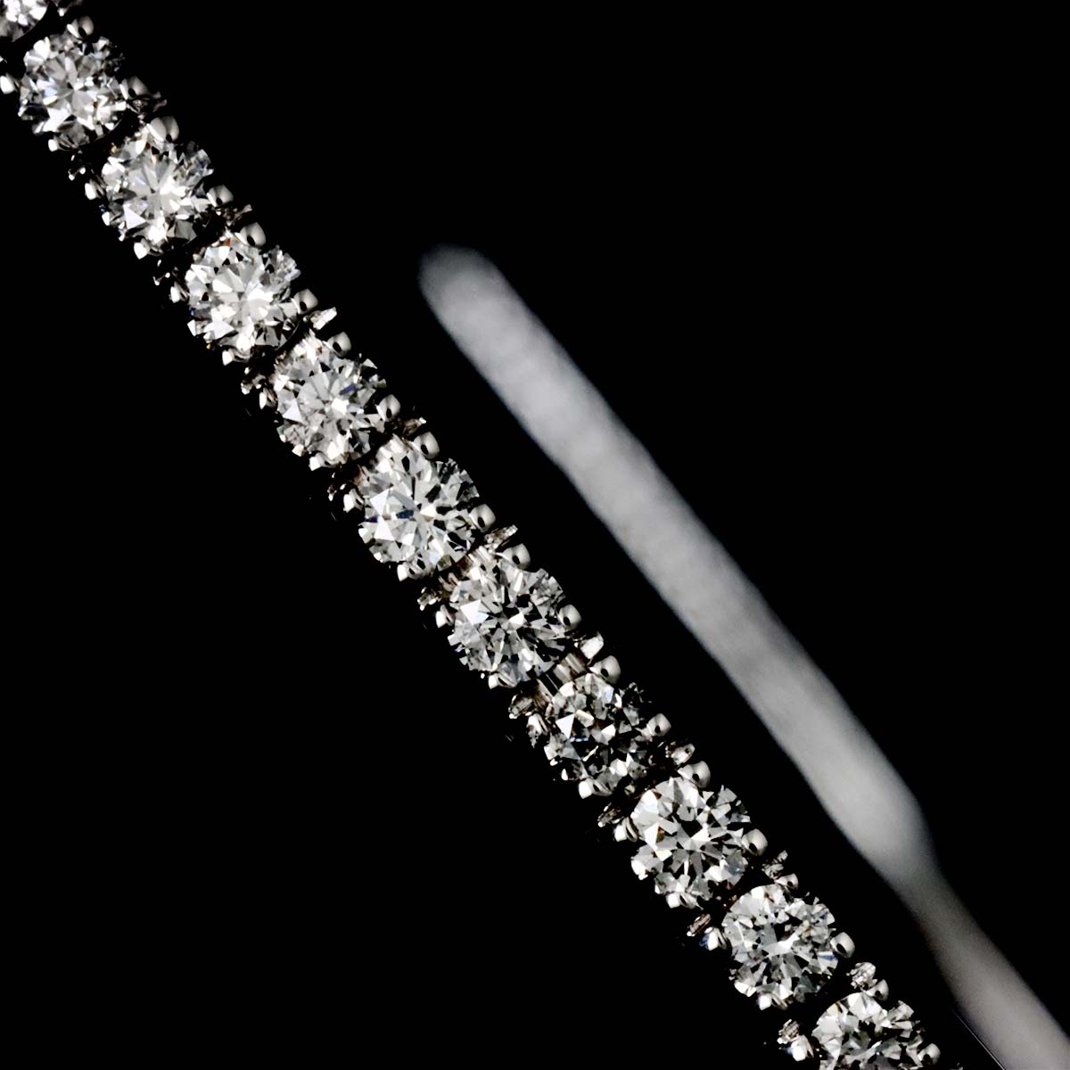Metro Diamond Bracelet 18K White Gold 750